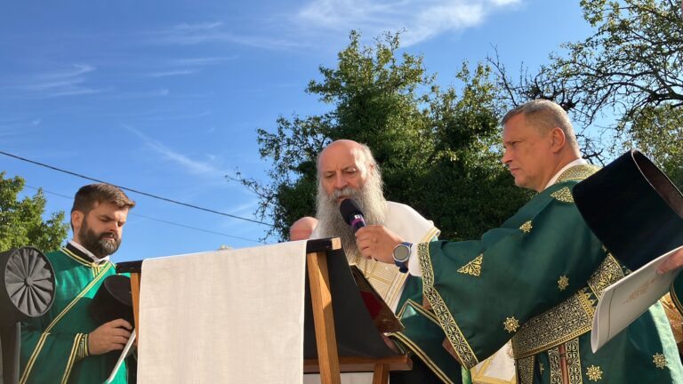 Обновљни храм Свете Тројице у Пакрацу свједочи Божиј љубав