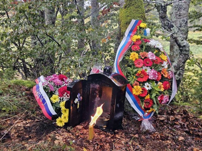 Обиљежено 30 година од мучког убиства 21 српског борца на Чаклама