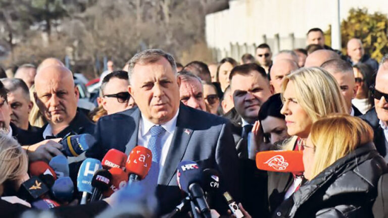 Сарајевска чаршија само гледа како да уздигне муслиманство, а сруши хришћанство