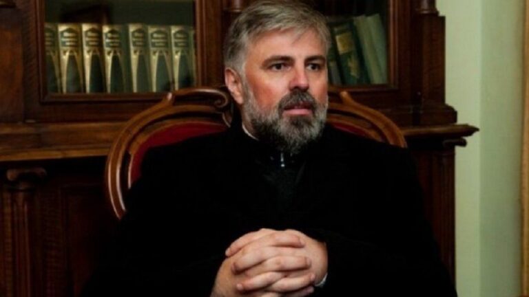 Глупост није дефект интелекта