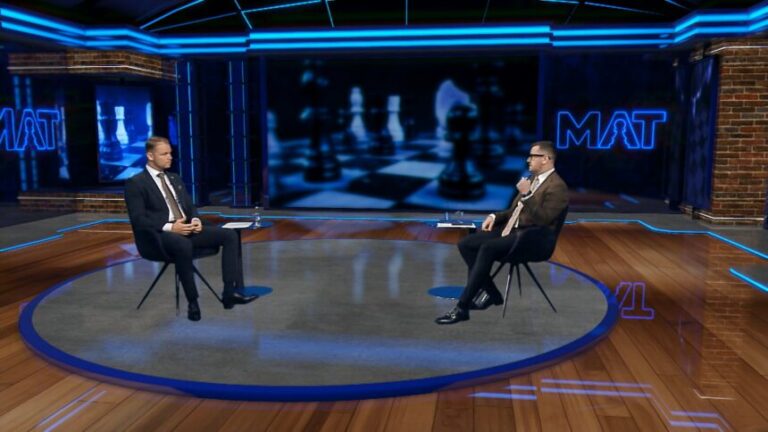 Власт СНСД-а капитулирала пред Американцима