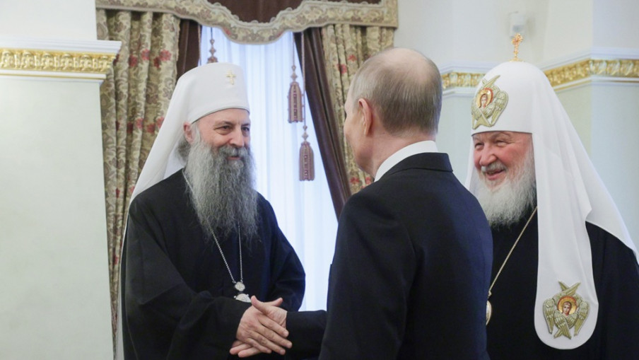Патријарх Порфирије упутио честитку Путину