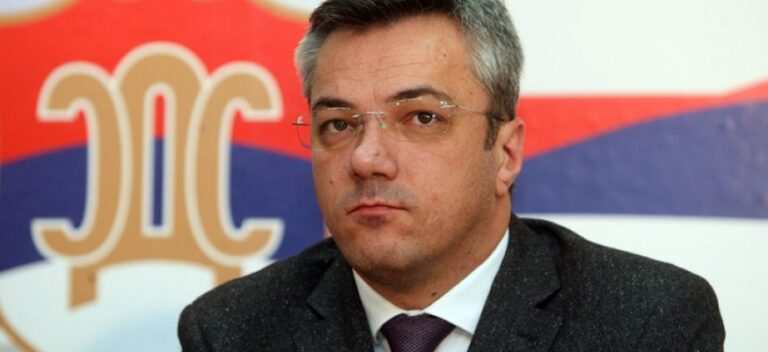 Архива фејсбука: „Оги је данас савјетник ономе ко га је покрао“