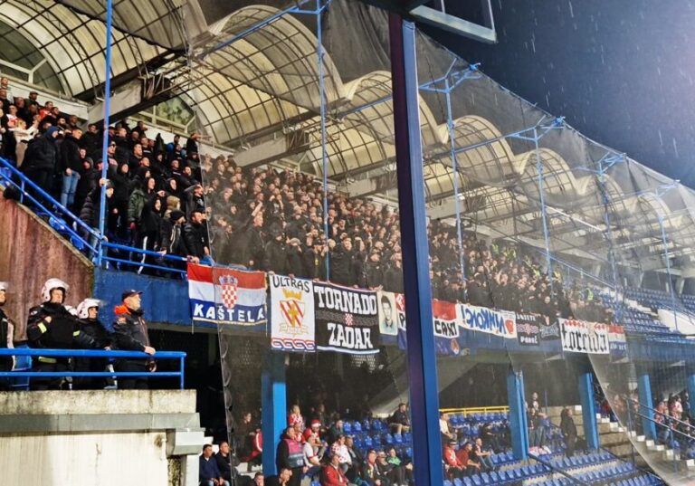 Хрватски навијачи у Подгорици узвикивали „Убиј Србина“