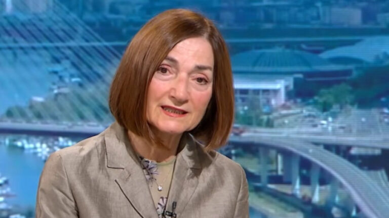 Ово је побуна бијесних људи који себе сматрају изабранима