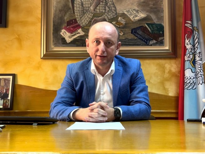 Чему ће наша два војника да науче украјинске – како се пије пиво и праве приганице?