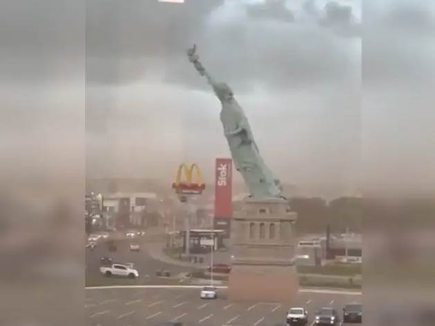 Тренутак када се руши Кип слободе у Бразилу (ВИДЕО)