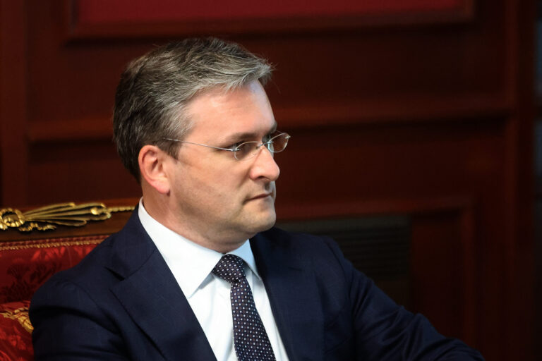 Министар Селаковић пред хапшењем