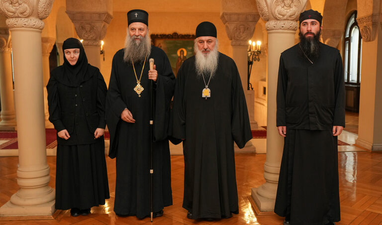 Патријарх Порфирије разговарао са Митрополитом горијским Андрејем из Грузије