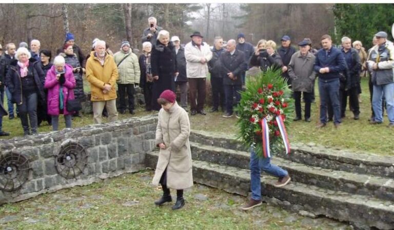 Покољ у Ласињском Пркосу код Карловца, на Кордуну