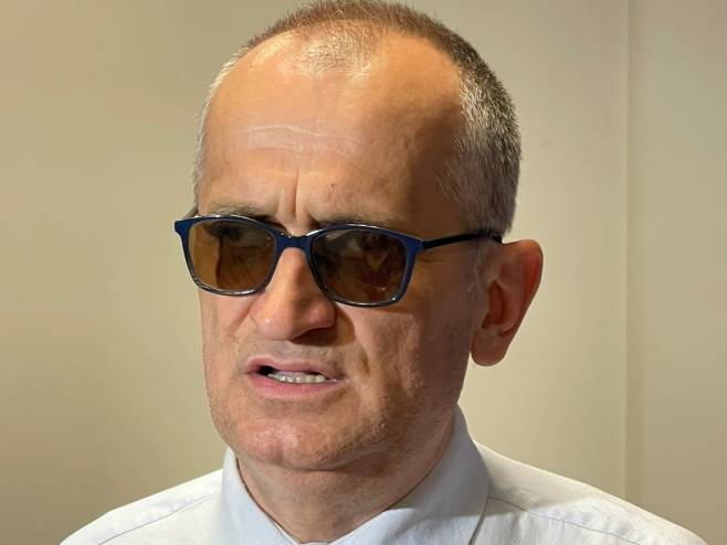 Писма из тамног вилајета – расни закони и екстремизам