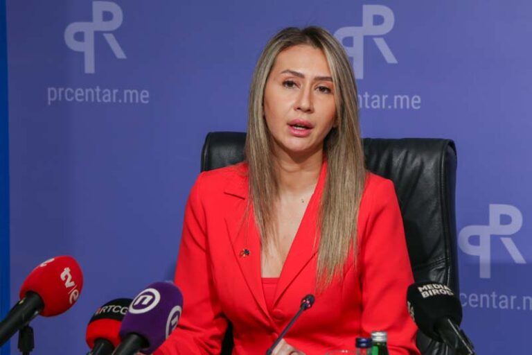 Пајковић оснива Странку Европског Корака Слободе, а у Цетињу Културно Удружење Радничке Алтернативе Цетиње