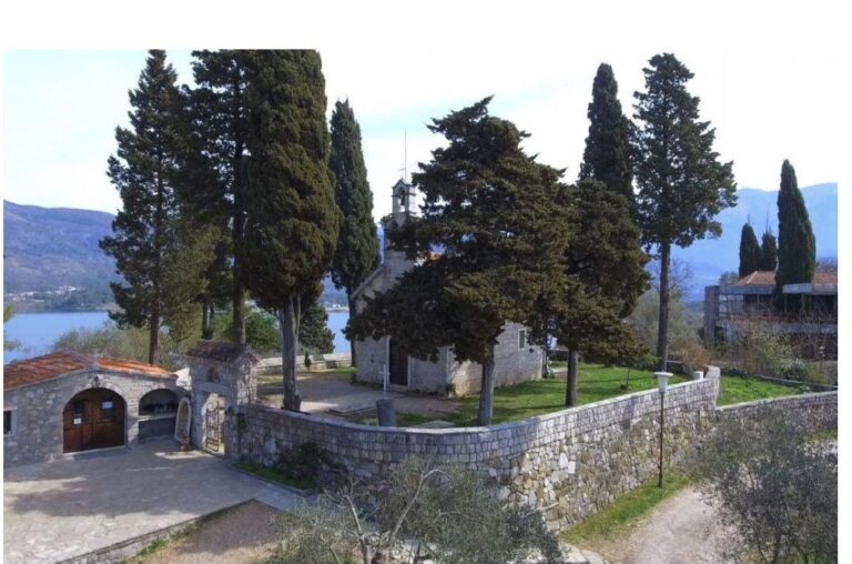 Одговор Митрополије црногорско-приморске новинару „Вијести“