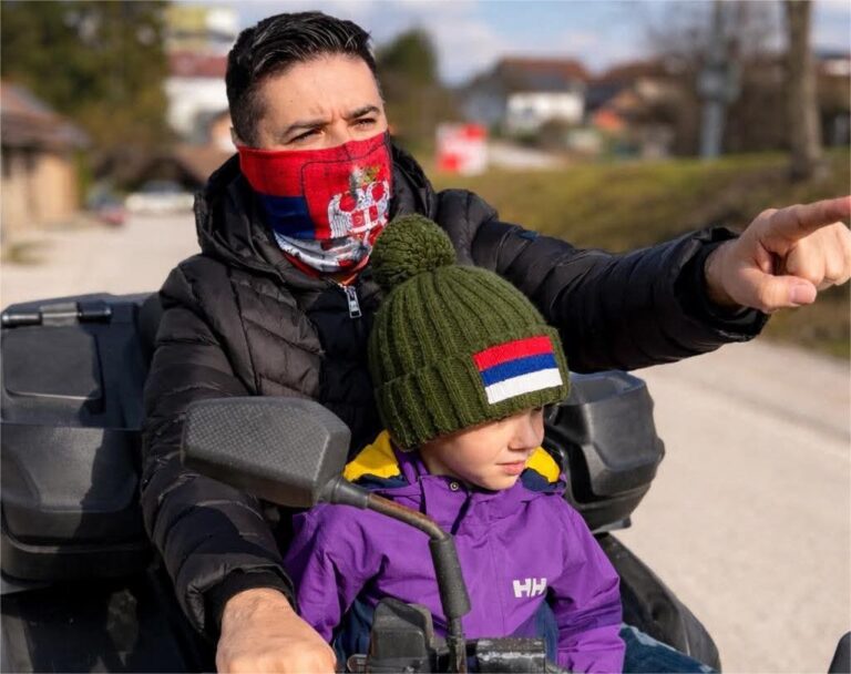 Сине, видиш ли град Сарајево?