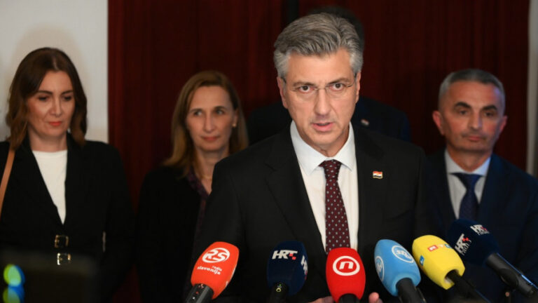 Писао сам Рутеу да Србија има оружје какво Европа није видјела