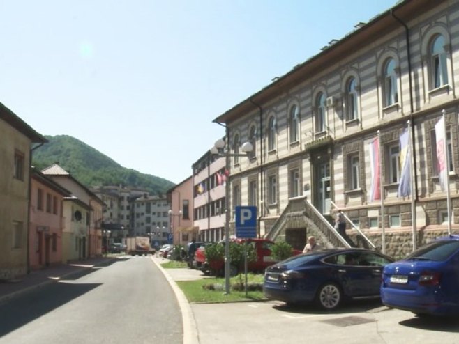 У Сребреници додијељена Плакета са златним грбом Брчко дистрикту