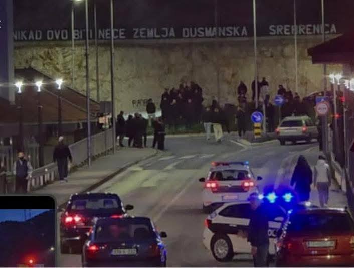 Истина о инциденту у Стоцу, Како је дошло до сукоба због мурала