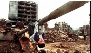 Славити овај дан могу само дебело заостали људи