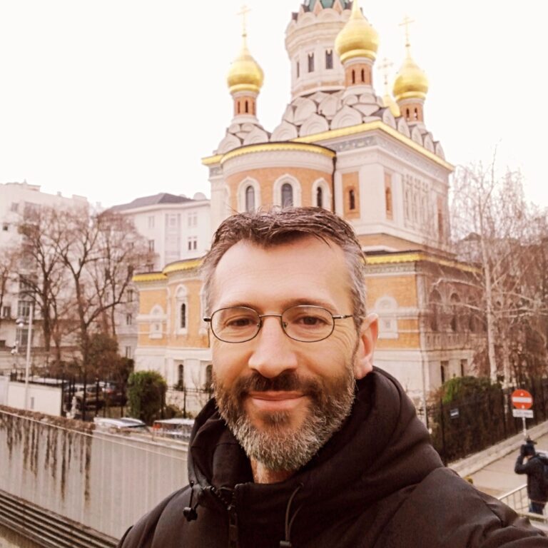 Бог, па Русија – каже наш народ