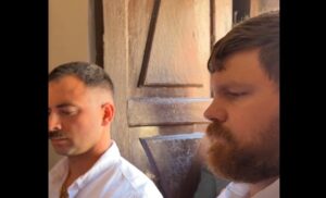 Двојица америчких војника Кфора прешли у православље, крштена у манастиру Драганац