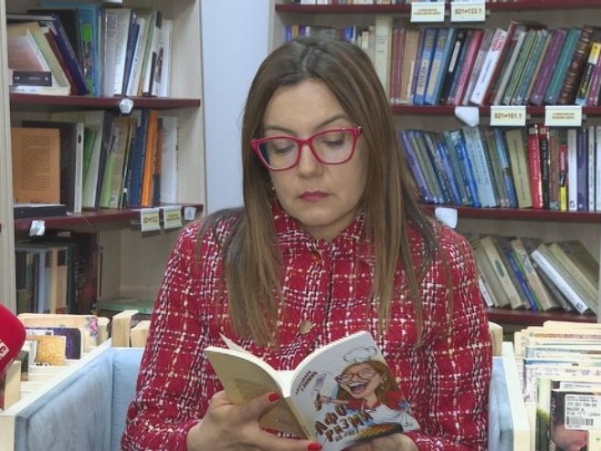 Са Александром Глишић, на духовит и бритак начин, осврћемо се на свакодневицу и друштвене прилике које нас окружују