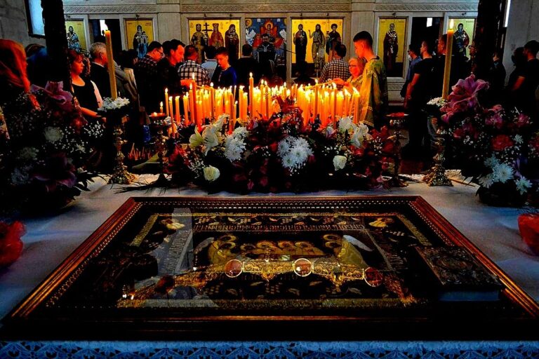 Христос у паклу