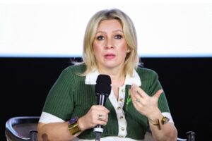 Захарова од Финске тражи православне иконе!