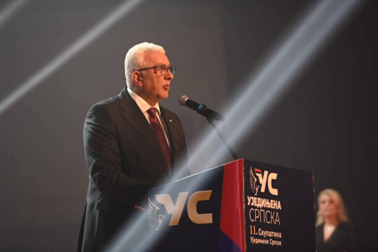 Срби у Црној Гори више никада неће бити грађани другог реда
