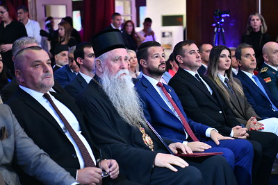 Да нас славна Мартинићка побједа и аманет Светог Петра Цетињског кријепе у свакој бици за слободу и славу Црне Горе