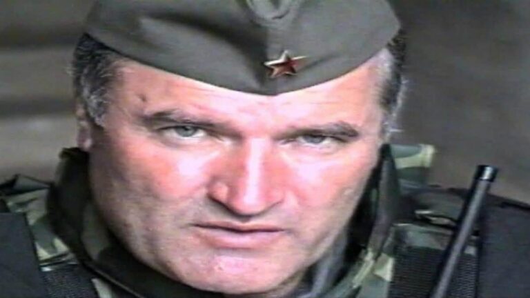 Ратко Младић није био конвертит, али јесте Србин, у партизанима!