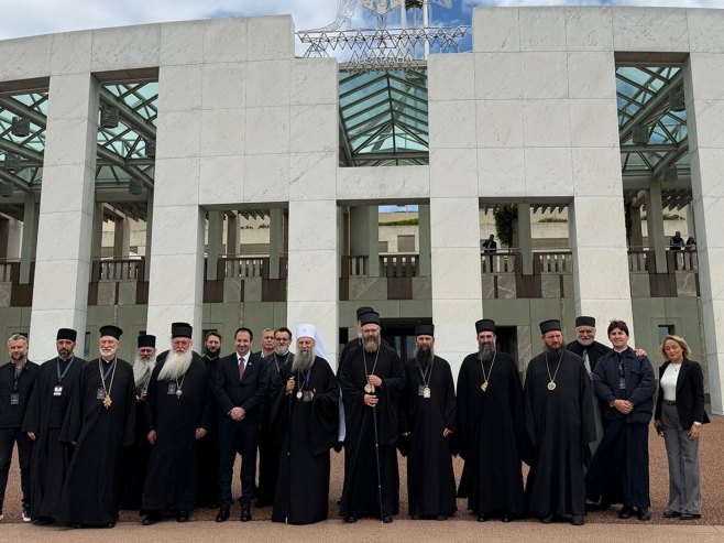 Патријарх Порфирије уз почасти дочекан у Парламенту Аустралије