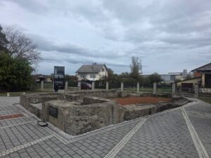 Покољ у Драксенићу или „Крвава литургија“