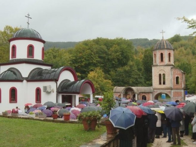 Прошло 20 година од чудесног обретења моштију Светих Серафима, Авакума и Мардарија